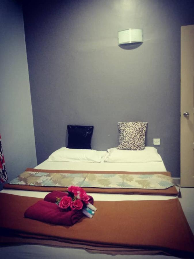 Weng Kong Homestay Slim River Exterior foto